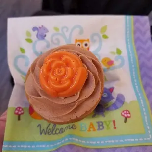 Baby Shower cupcakes!