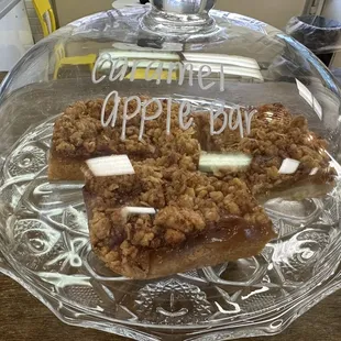 Caramel apple bar.  Crisp topping.