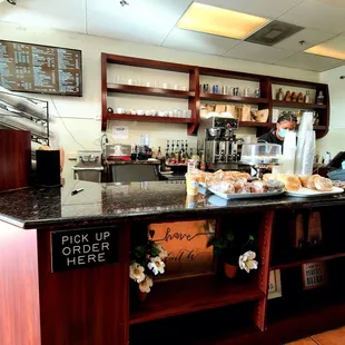 sushi and sashimi, interior