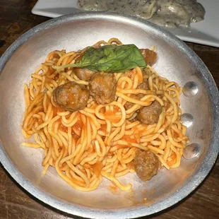 Spaghetti with meatballs