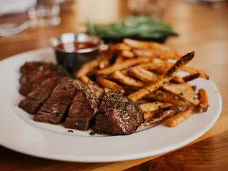 Clay Pigeon Food & Drink