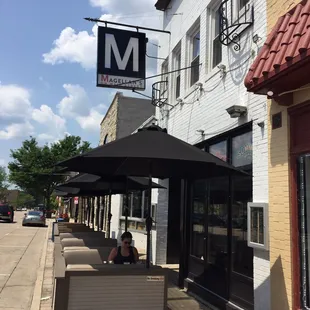 They do have a few outdoor booths.