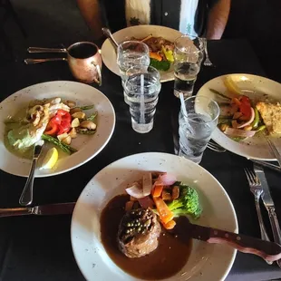 Clockwise:  rack of lamb, mahi mahi, filet mignon and halibut ... nary a single morsel left poat meal!