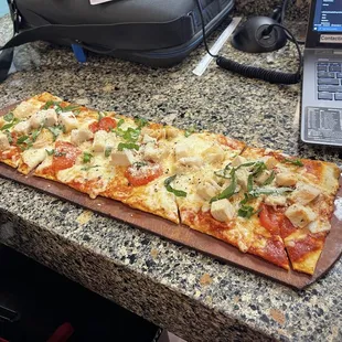 Margarita flatbread with chicken