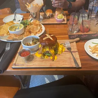 Hot Spinach and Artichoke Dip