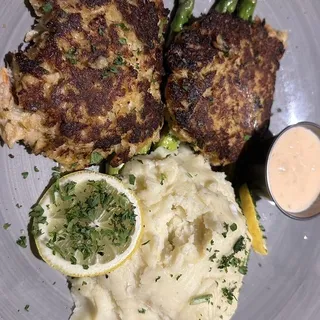 Pan Seared Crab Cakes