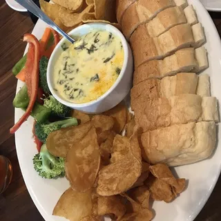 Hot Spinach and Artichoke Dip