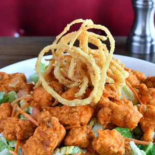 Crunchy Buffalo Chicken Salad