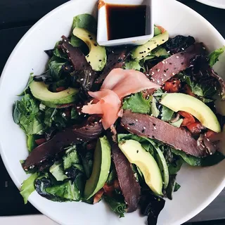Seared Ahi Tuna Salad Lunch