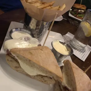 Chase's Famous Chicken Sandwich