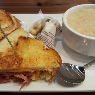 Gourmet Grilled Cheese Sandwich