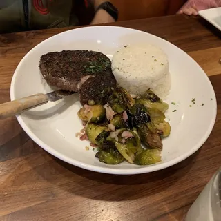 Sesame Encrusted Fresh Yellowfin Tuna