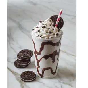 a milkshake with oreo cookies