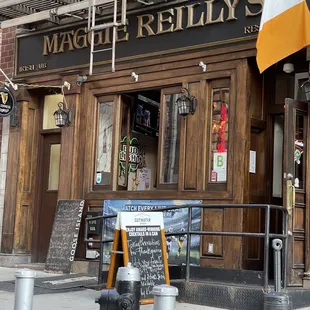 a fire hydrant on the sidewalk