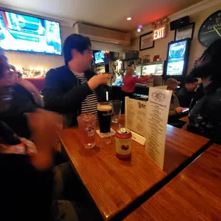 sushi and sashimi, interior