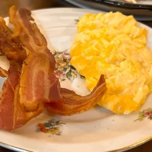 side of eggs &amp; bacon