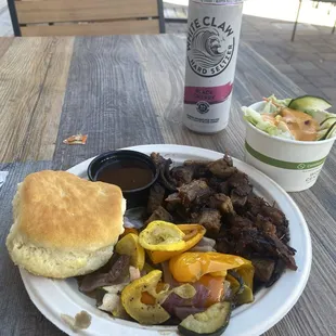 Bbq beef plate ( sauce on the side) with veggies and a side salad added for an additional charge. Great keto option (minus the biscuit)