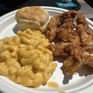 Chicken Tender meal w Mac n Cheese.