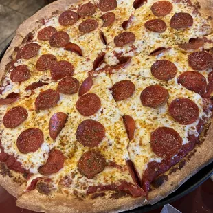 16&quot; pepperoni pizza