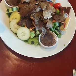 Gyro salad with avocado