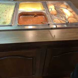 Potato &amp; salad bar