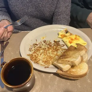 Veggie omelette, hash browns, and fantastic sourdough toast