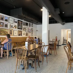 Bench seating and group tables