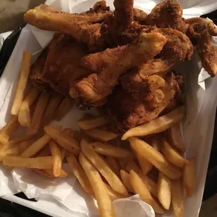 6 PC Chicken fries and drink $7 great deal and they fry it fresh