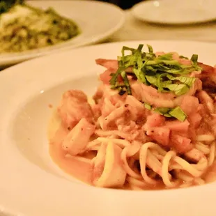 Pasta al Frutti di Mare Linguini