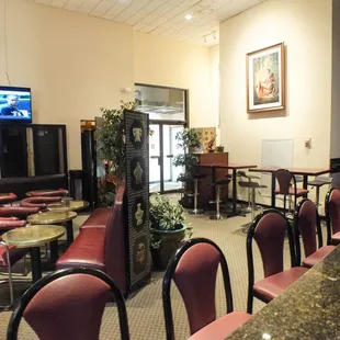 Bar &amp; Lounge