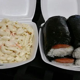 Macaroni salad with spam musubi