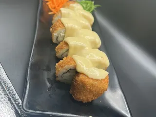 La Isla Yokomo Sushi and Seafood