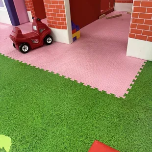 Floor padding coming up