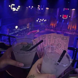 Yummy drinks &amp; Magic Mike unicorn dollars!!!