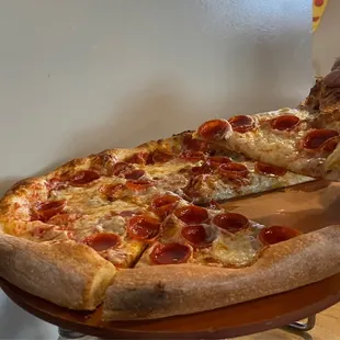 Magic Mikes Pizza