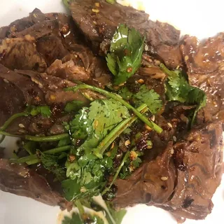 Spicy Beef / 麻辣牛肉