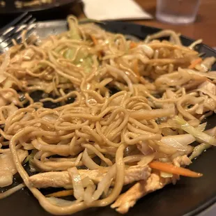 Stir fry with string noodles.