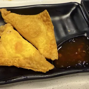6 Piece Crab Rangoon