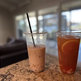 Great packaging. Fresh fruit garnish, quality jellies &amp; crystal boba, and the slight curve on the cup feels nice!