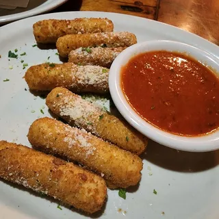 Fried Mozzarella Sticks