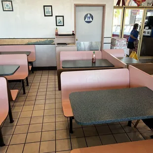 sushi and sashimi, interior