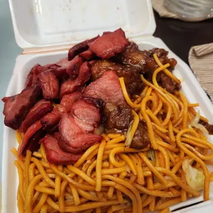 Bbq pork and tangerine chicken with chowmein