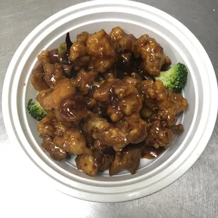 chicken and broccoli in sauce
