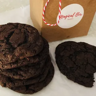 Brownie Chocolate Chip Cookies!!