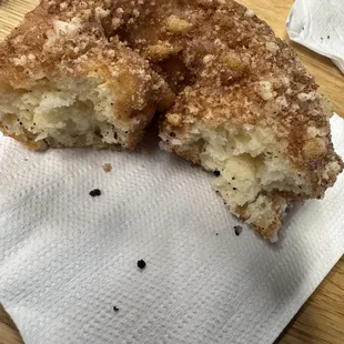 Cinnamon crumb cake