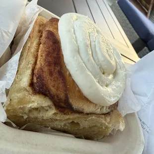 Cinnamon roll
