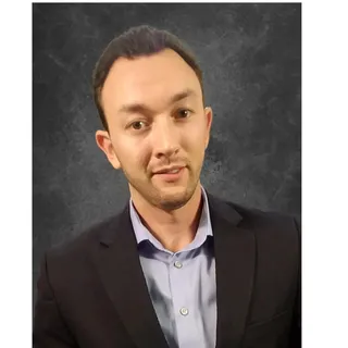 Vlad R.