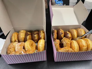 Golden Gate Donuts