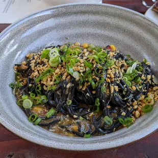 Mom's crab fat noodles