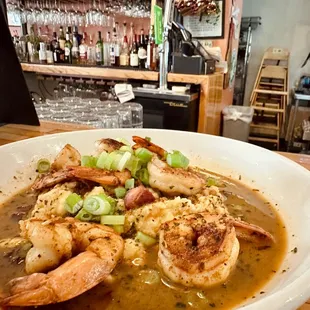 Shrimp &amp; Grits  @phidingthefam